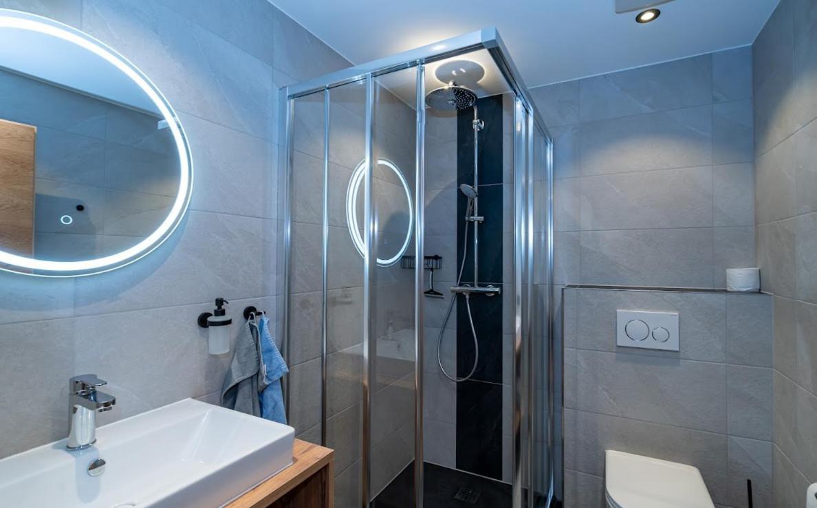Haus Gisela Hotel Oetz Luaran gambar